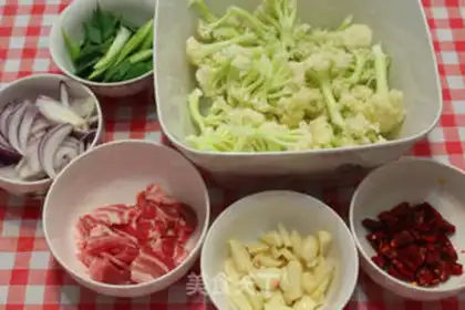 Make A pot of casserole step 0