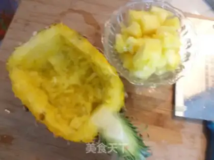 Make Pineapple rice step 2