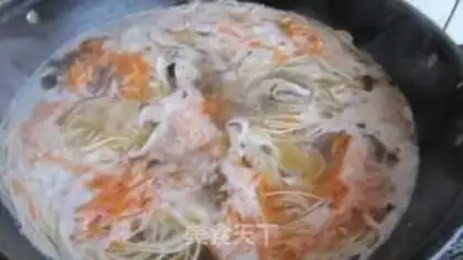 Make Beef gravy noodles step 6