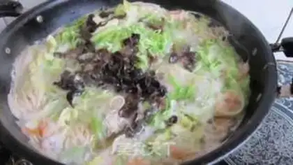 Make Beef gravy noodles step 8