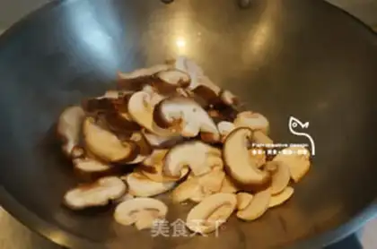 Make Fried mushrooms step 2