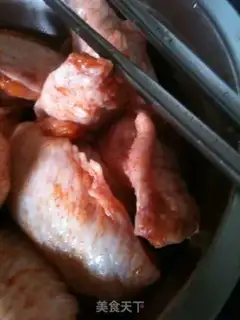Make Chicken wings in Orleans step 1
