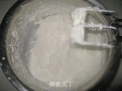 Make Almond butter strawberry cake step 1