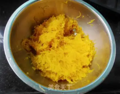 Make Pumpkin peanut balls step 1