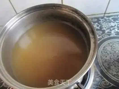 Make A quick breakfast noodles step 4