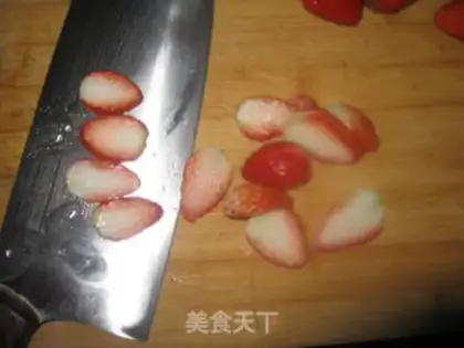 Make Almond butter strawberry cake step 5