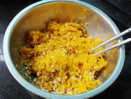 Make Pumpkin peanut balls step 4