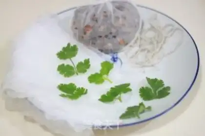Make Stamped eggs step 1