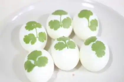 Make Stamped eggs step 4