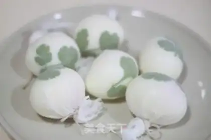 Make Stamped eggs step 6