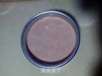 Make Six inches of strawberry chili cake step 4