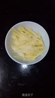 Make Apple milk steamed eggs step 1