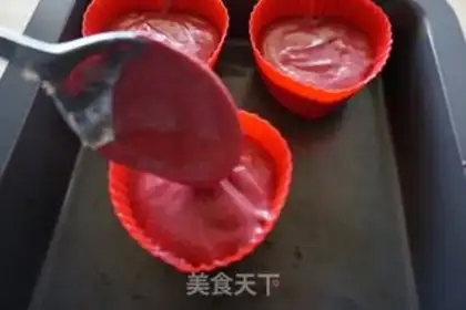 Make Red velvet cupcakes step 7
