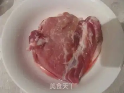 Make Tomato fried meat step 1