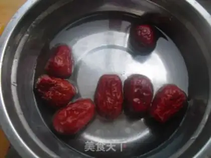 Make Red dates steam pumpkins step 1