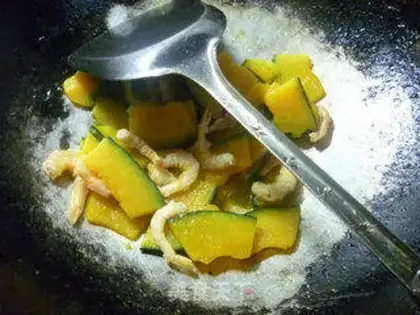 Make Fire the Japanese pumpkin step 8