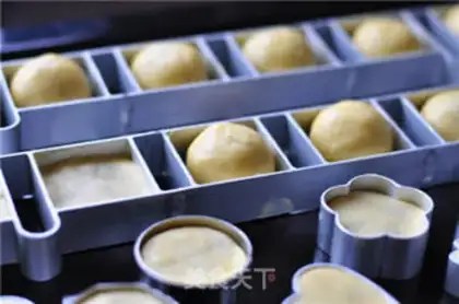 Make pineapple step 17