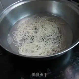 Make Egg curry noodles step 5