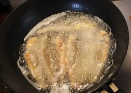 Make Fried yellowfish step 3