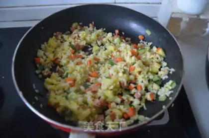 Make Pineapple rice step 6