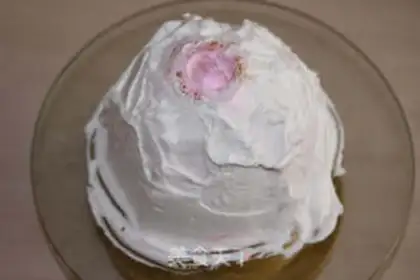 Make Barbie doll cake step 2