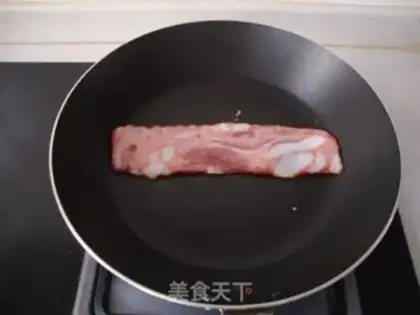Make Bacon egg sandwich step 4