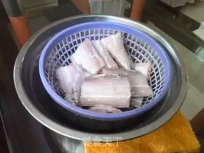 Make Spicy-breaded fish step 1