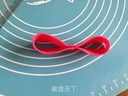 Make Rolling sugar cake step 26