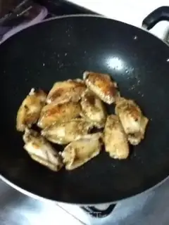 Make Coke chicken wings step 1