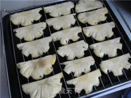 Make Milk and pineapple step 5