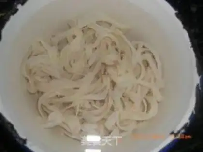 Make Spicy sausages from the river step 1