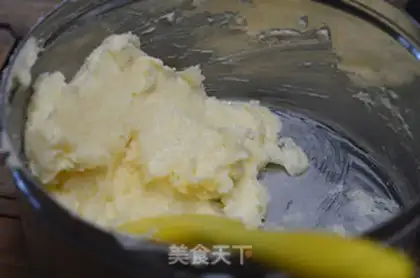 Make Vanilla butter cookies step 2