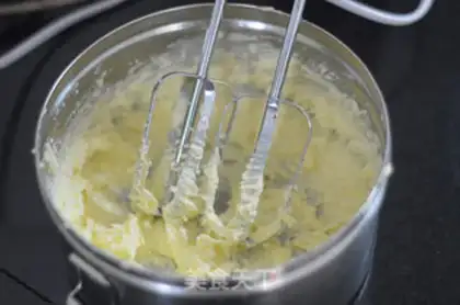 Make Vanilla butter cookies step 3