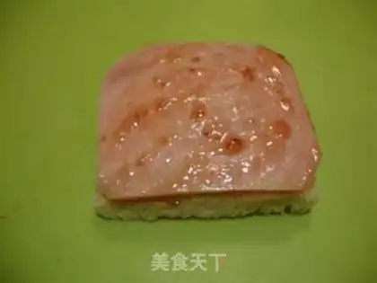 Make A heart sandwich step 3