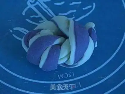 Make Chip rolls step 8
