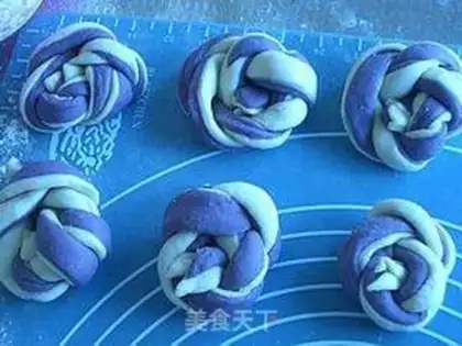 Make Chip rolls step 9