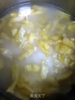 Make Pineapple rice step 1