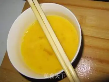 Make Eggs and pickles step 1