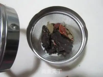 Make Five spicy tea eggs step 1