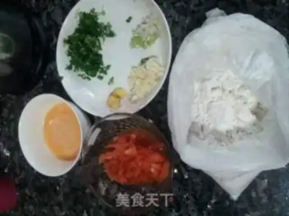 Make Duck egg and tomato soup step 0