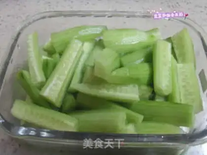 Make Pelican cucumber step 1