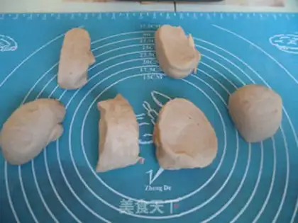 Make Milky potato buns step 3