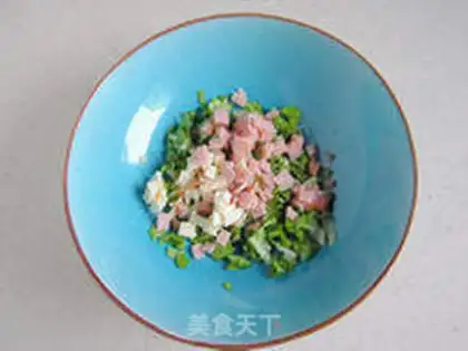 Make A salad sandwich step 3