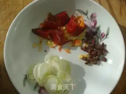 Make Scrambled doll food step 1