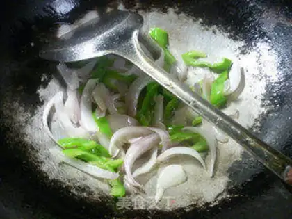 Make Pepper onions, fried onions step 9