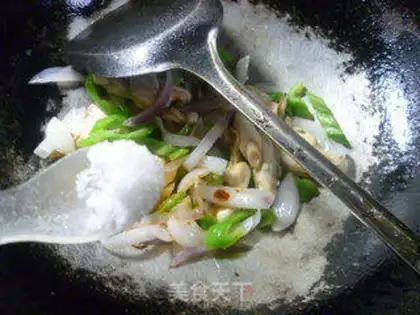Make Pepper onions, fried onions step 12