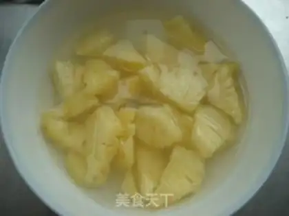 Make Old pineapple meat step 2
