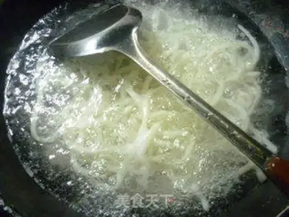 Make Squeeze the ham and the noodles step 2