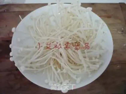 Make Garlic fans step 2