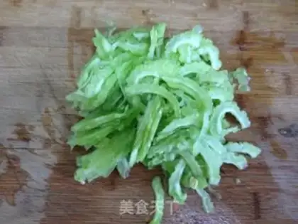Make A cold, bitter melon step 1